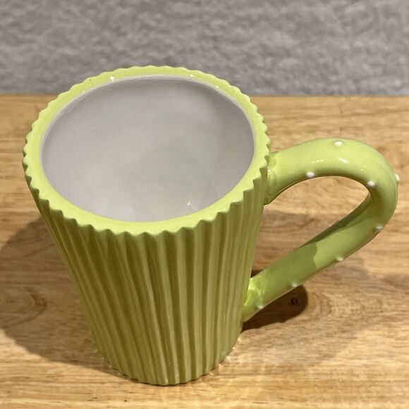 Grasslands Road Cupcake Style Coffee Mug Tea Green Fluted Handle Frosting Flower - Picture 8 of 14